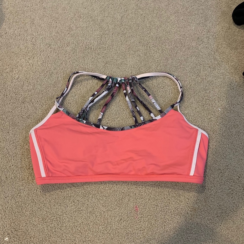 lululemon sports bra